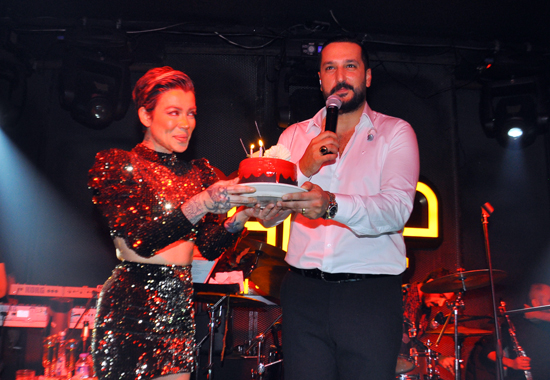 Sahne Antalya’da Sürpriz Doğum Günü Kutlaması