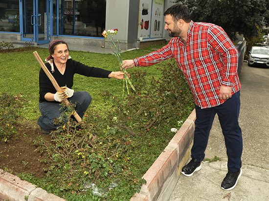 MHP Muratpaşa Meclis Üyesi Adayı Raşit Şevket (8) Mart Dünya Kadınlar Gününü Unutmadı